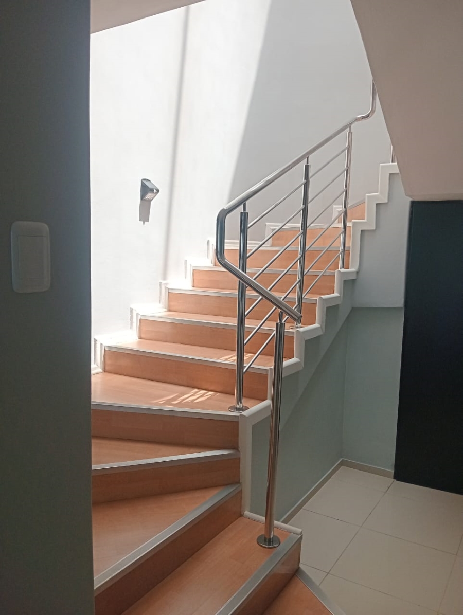 5 Bedroom Property for Sale in Jeffreys Bay Central Eastern Cape